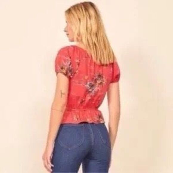 ✨Reformation Lenny Sz XS Top✨ - Picture 8 of 12